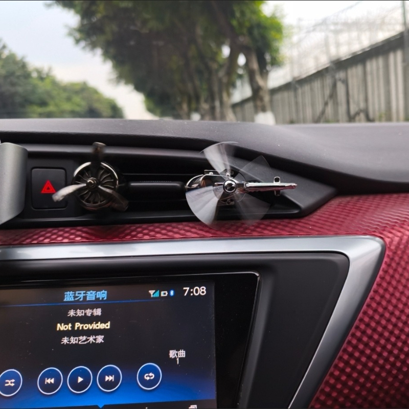 Auto Air Vent Clip Fan Vliegtu - Aromatherapy Diffuser recensie en prijs
